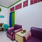 Spot On 92115 Homestay Bude Sri