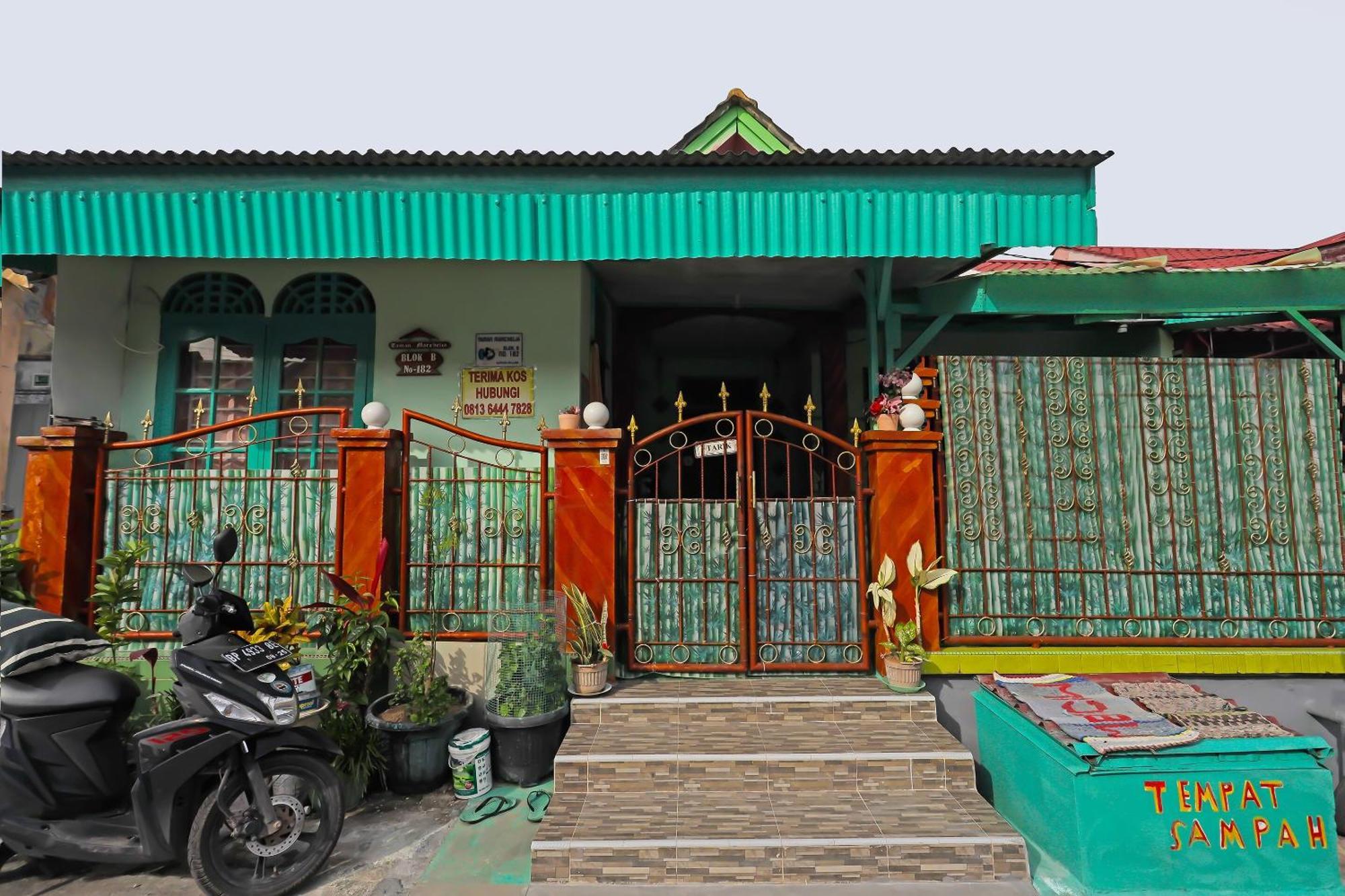 Hotel Spot On 92115 Bude Sri