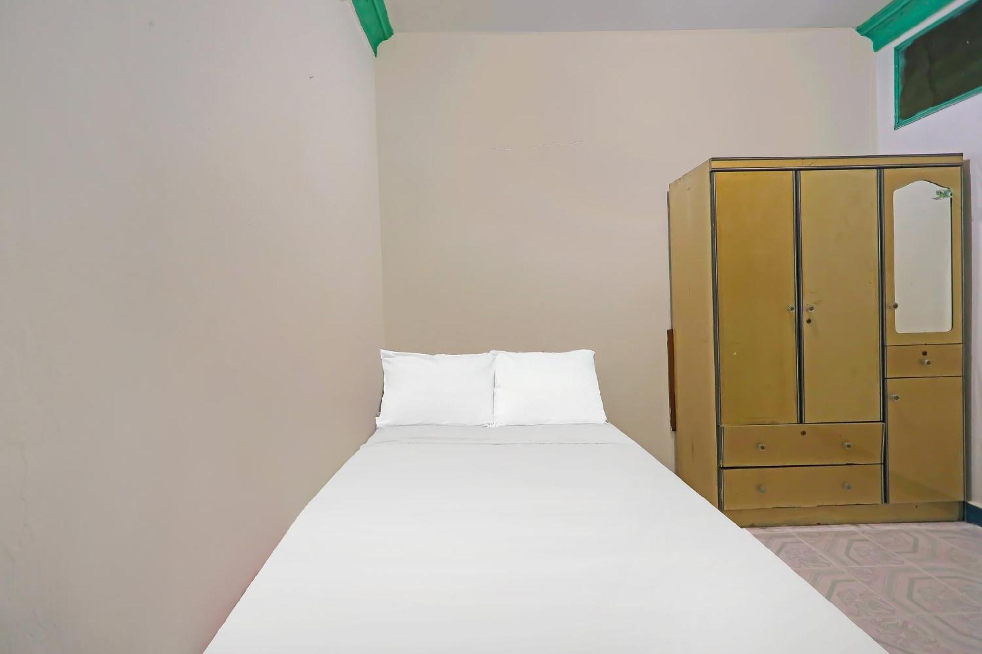 Hotel Spot On 92115 Bude Sri Batam
